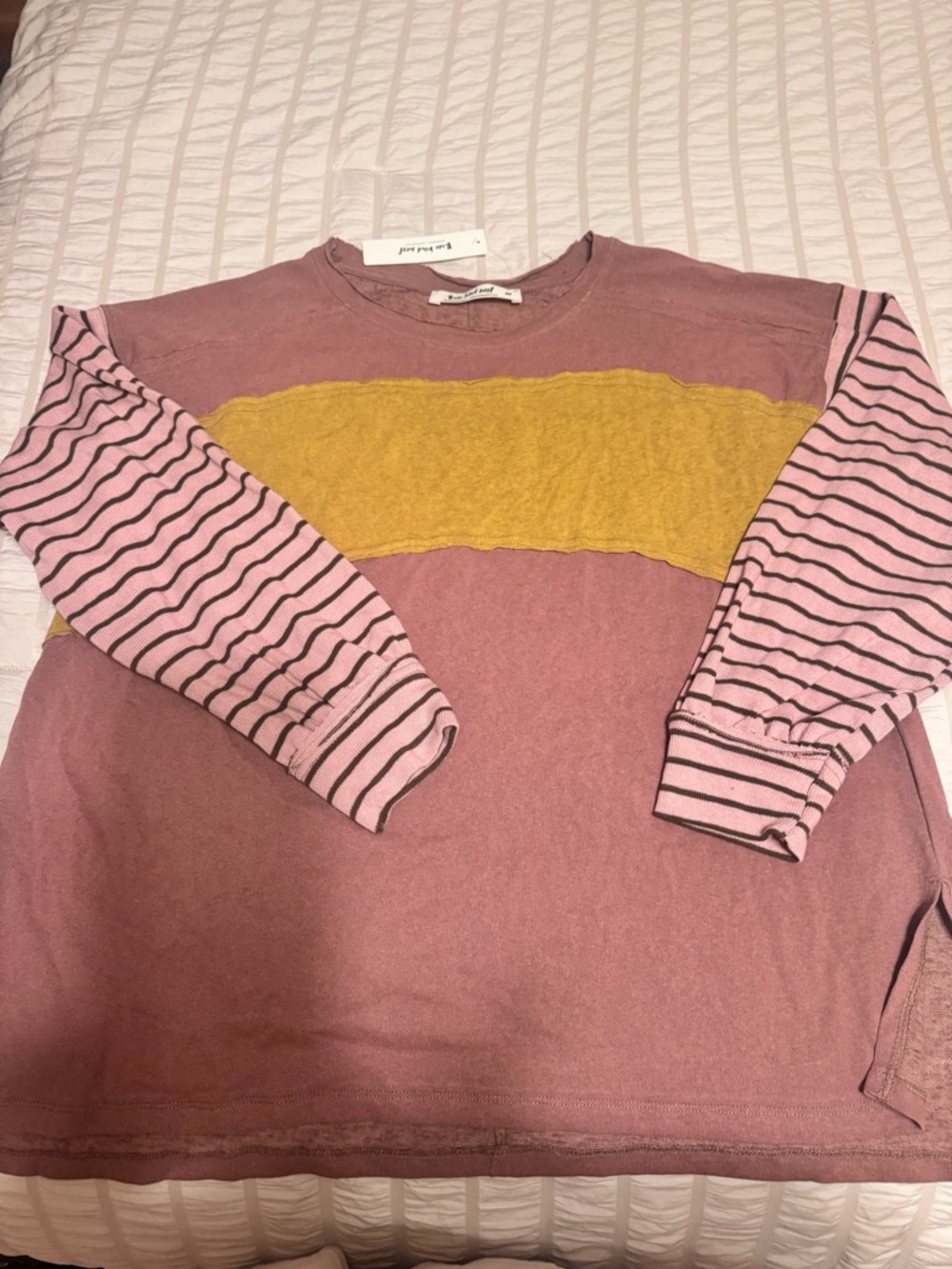Women's Colorblock Long Sleeve Top - mauve & gold. Cute design!!! Fun!!